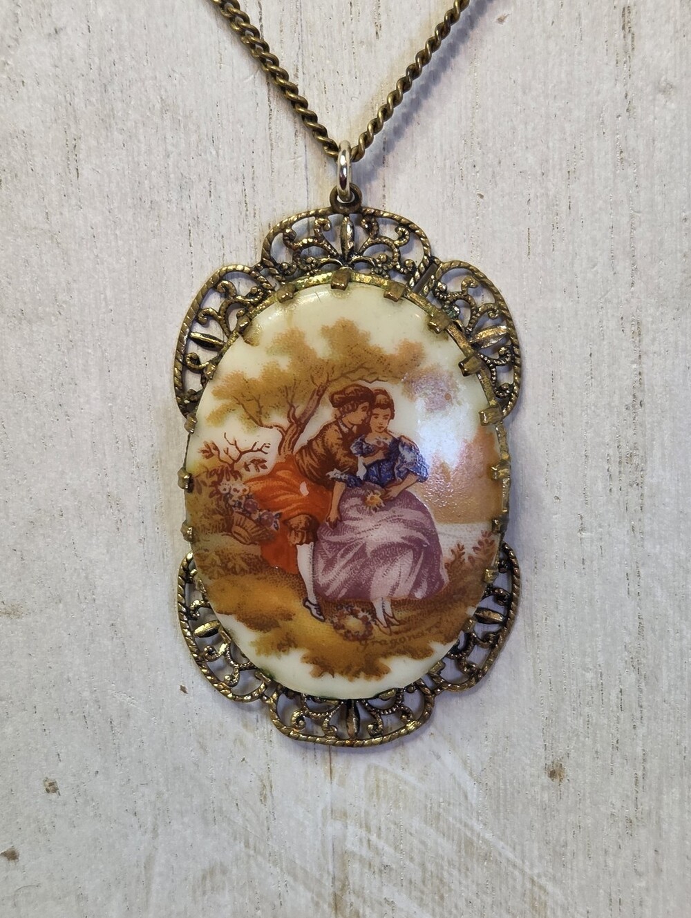 Vintage Fragonard Style Courting Couple Pendant Necklace Gold Tone Filigree 24"